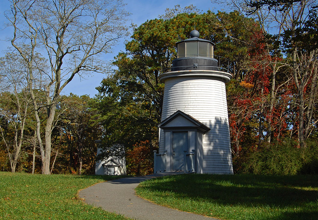 The Three Sisters lighthouse
